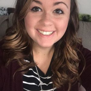 Meet your Posher, Lydia